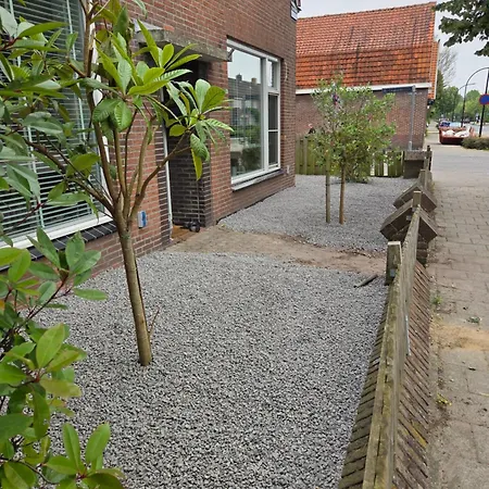 Heerlijk Dromen In 't Maantje Bed & Breakfast Waalwijk