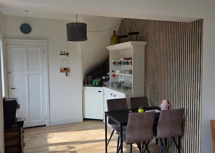 Heerlijk Dromen In 't Maantje