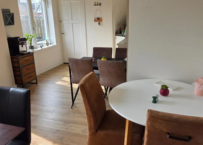 Heerlijk Dromen In 't Maantje Валвейк